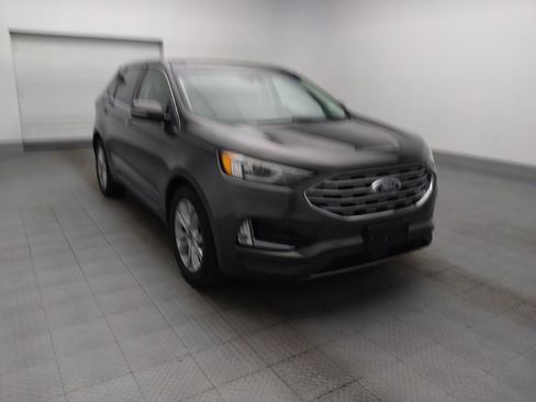 Used 2019 Ford Edge Titanium w/ Cold Weather Package AWD/4WD image 13