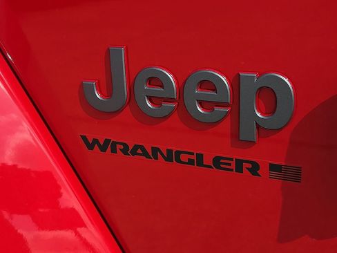 New 2026 Jeep Wrangler Unlimited Rubicon AWD/4WD image 9
