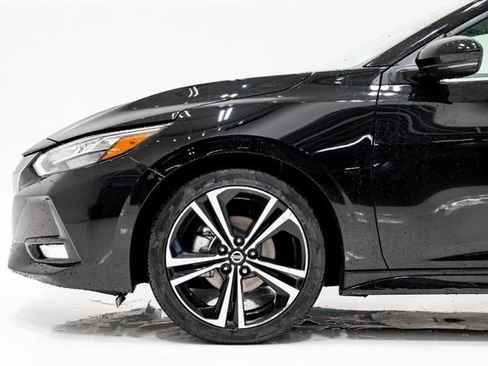 Used 2023 Nissan Sentra SR w/ Electronics Package FWD image 27