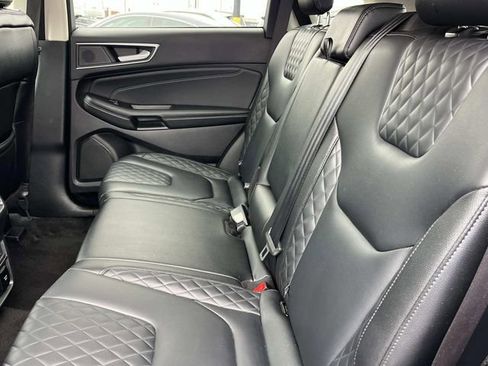 Certified 2024 Ford Edge Titanium AWD/4WD image 21