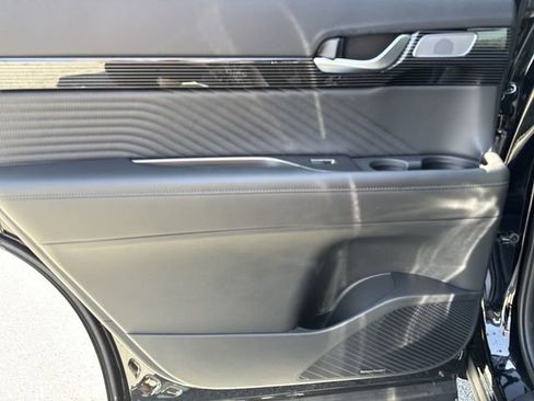 New 2025 Hyundai Palisade Calligraphy image 13