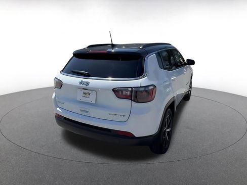 Used 2025 Jeep Compass Limited image 14