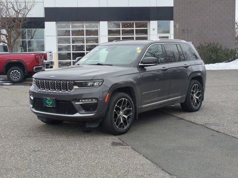 Used 2023 Jeep Grand Cherokee Summit image 7
