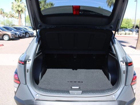 Used 2025 Hyundai Kona SEL FWD image 10