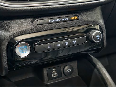 Used 2025 Ford Escape SE w/ PHEV Premium Package FWD image 15