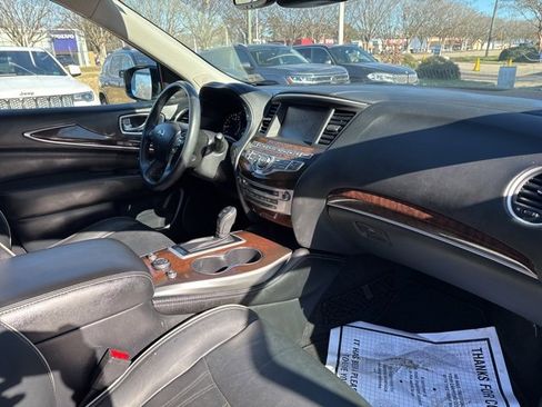 Used 2019 INFINITI QX60 Luxe w/ Sensory Package image 16