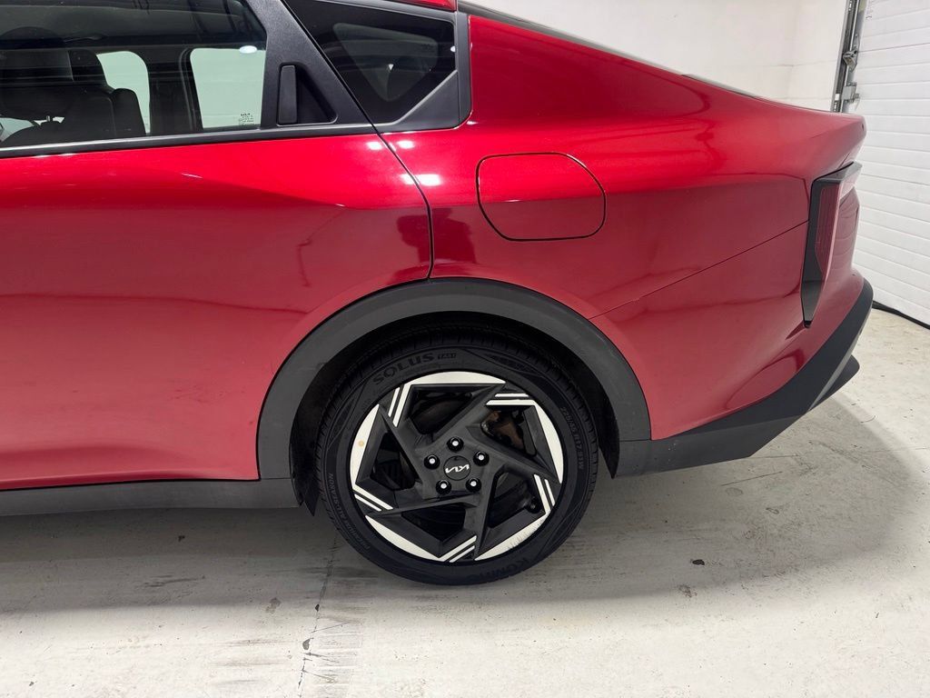 Used 2025 Kia K4 EX FWD image 4