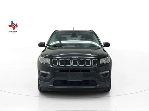 Used 2018 Jeep Compass Sport image 8