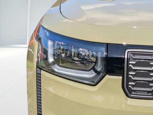 New 2026 Jeep Cherokee Overland image 9