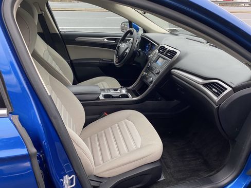 Used 2017 Ford Fusion S image 12