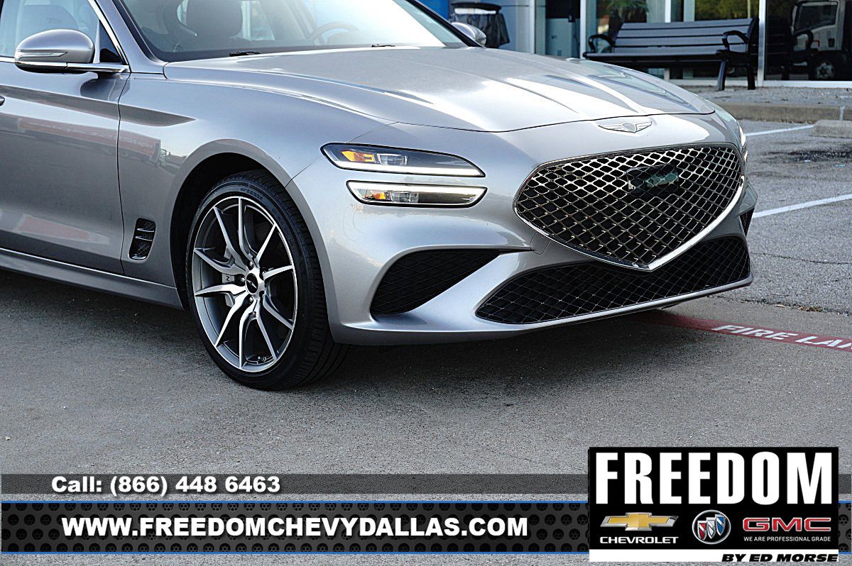 Used 2025 Genesis G70 2.5T RWD image 42
