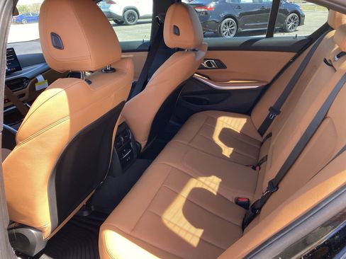 Used 2025 BMW 330i 330i Premium w/ M Sport Package image 26