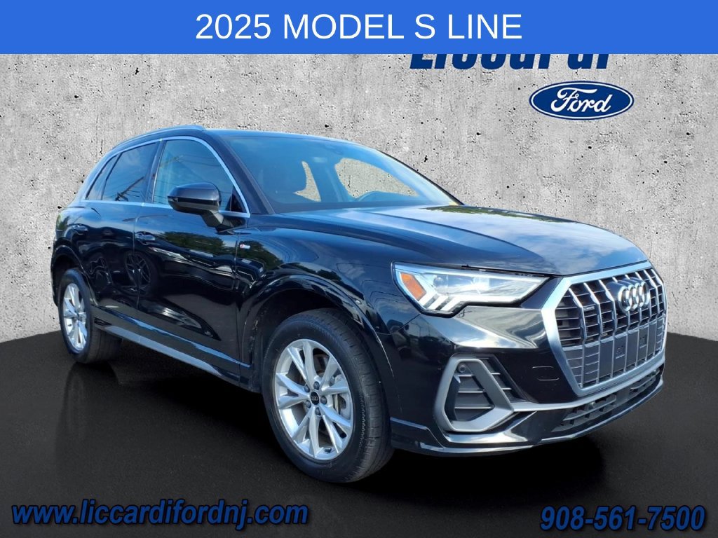Used 2025 Audi Q3 2.0T Premium AWD/4WD image 1