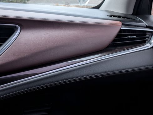 Used 2020 Buick Enclave Avenir w/ Avenir Technology Package image 15