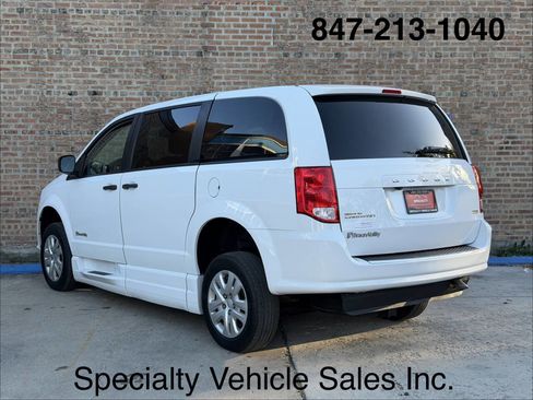 Used 2019 Dodge Grand Caravan SE image 10