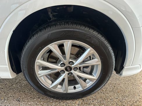 Used 2023 Audi Q3 2.0T Premium image 17