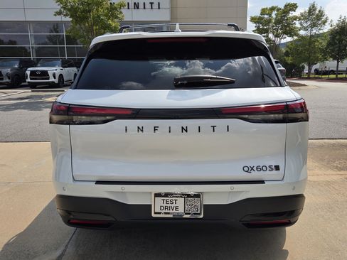 Certified 2026 INFINITI QX60 Sport w/ Dark Cargo Package AWD/4WD image 7