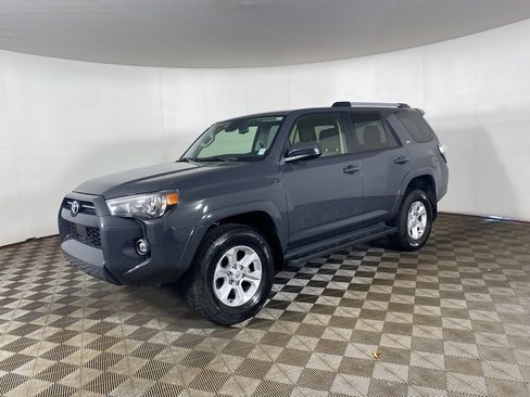 Used 2024 Toyota 4Runner SR5 image 5