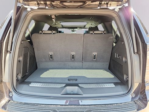 New 2026 Chevrolet Tahoe Premier AWD/4WD image 11