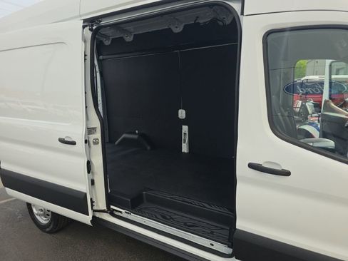 New 2026 Ford Transit 250 148 High Roof AWD image 22