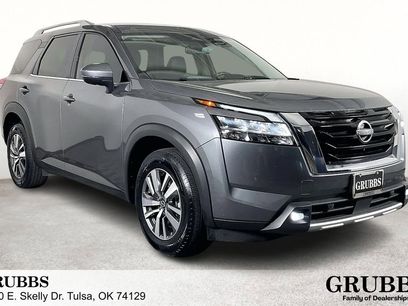 Used 2022 Nissan Pathfinder SL