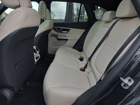 New 2026 Mercedes-Benz GLC 300 4MATIC image 12