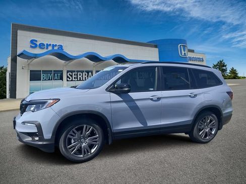 Used 2022 Honda Pilot Sport image 1