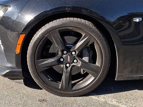 Used 2016 Chevrolet Camaro SS RWD image 29