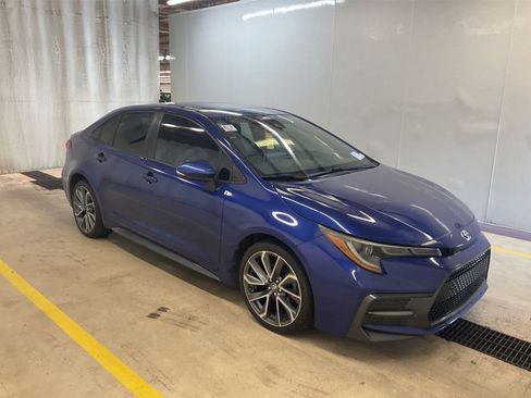 Used 2021 Toyota Corolla XSE FWD image 5