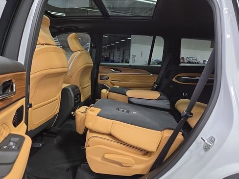 New 2026 Jeep Grand Cherokee L Summit AWD/4WD image 46