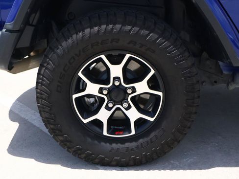 Used 2020 Jeep Wrangler Unlimited Rubicon AWD/4WD image 10
