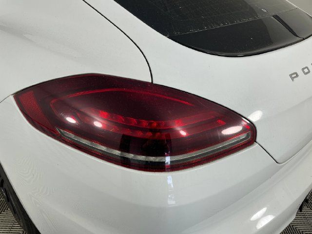 Used 2015 Porsche Panamera GTS AWD/4WD image 16