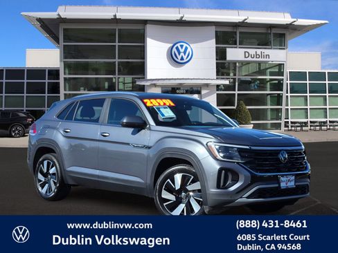 Certified 2024 Volkswagen Atlas Cross Sport SE image 1