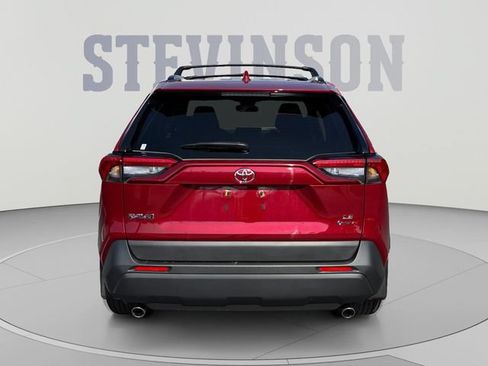 Used 2025 Toyota RAV4 LE AWD/4WD image 4