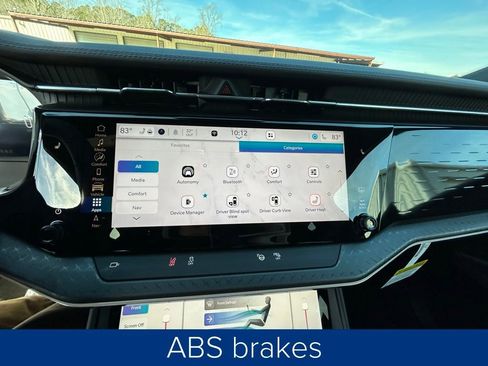 Used 2025 Jeep Wagoneer S Limited image 46