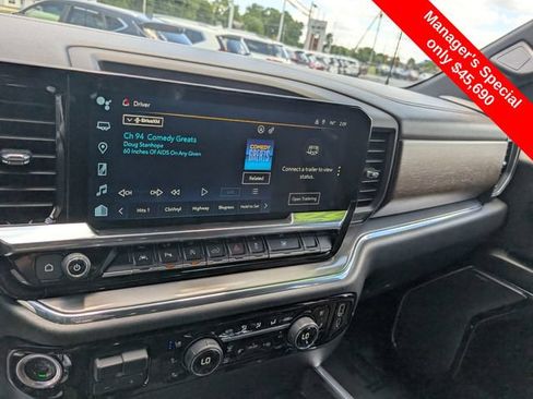 Used 2024 Chevrolet Silverado 1500 High Country w/ Technology Package AWD/4WD image 22
