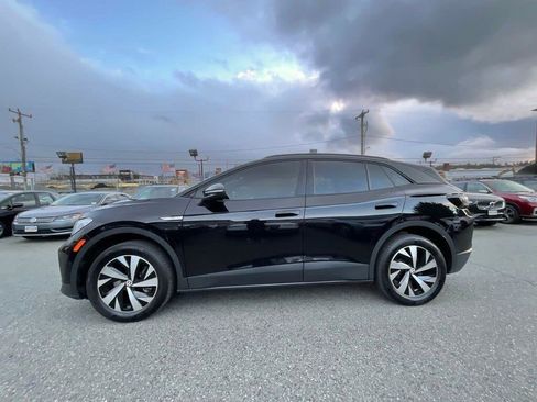 Used 2023 Volkswagen ID.4 Pro image 5