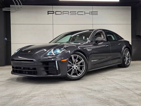 New 2026 Porsche Panamera 4 AWD/4WD image 1