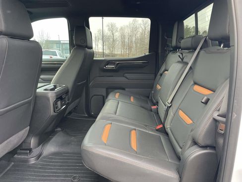 Used 2025 GMC Sierra 1500 AT4 w/ AT4 Premium Package image 15