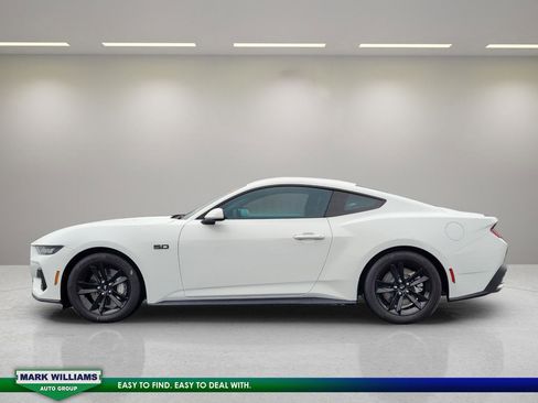 Used 2025 Ford Mustang GT image 7