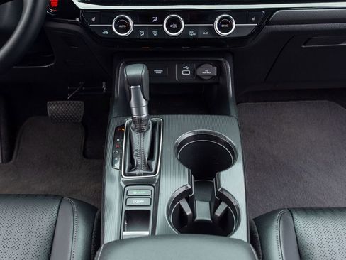 Certified 2024 Honda Civic EX-L image 25
