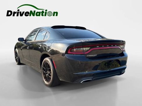 Used 2015 Dodge Charger SE w/ Popular Equipment Group RWD image 7