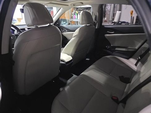 Used 2019 Honda Insight Touring image 12