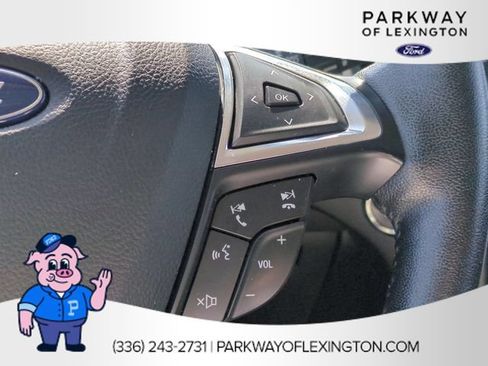 Used 2022 Ford Edge Titanium AWD/4WD image 18