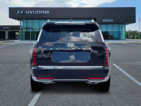 New 2026 Hyundai Palisade Calligraphy FWD image 6