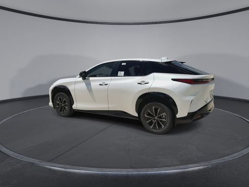 Used 2026 Lexus RZ 350e 2WD w/ Convenience Package image 6