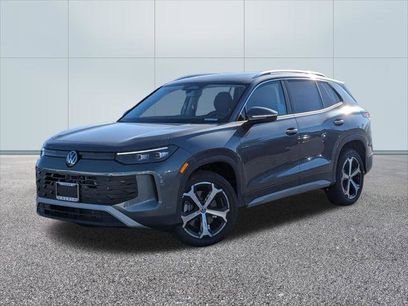 New 2025 Volkswagen Tiguan SE