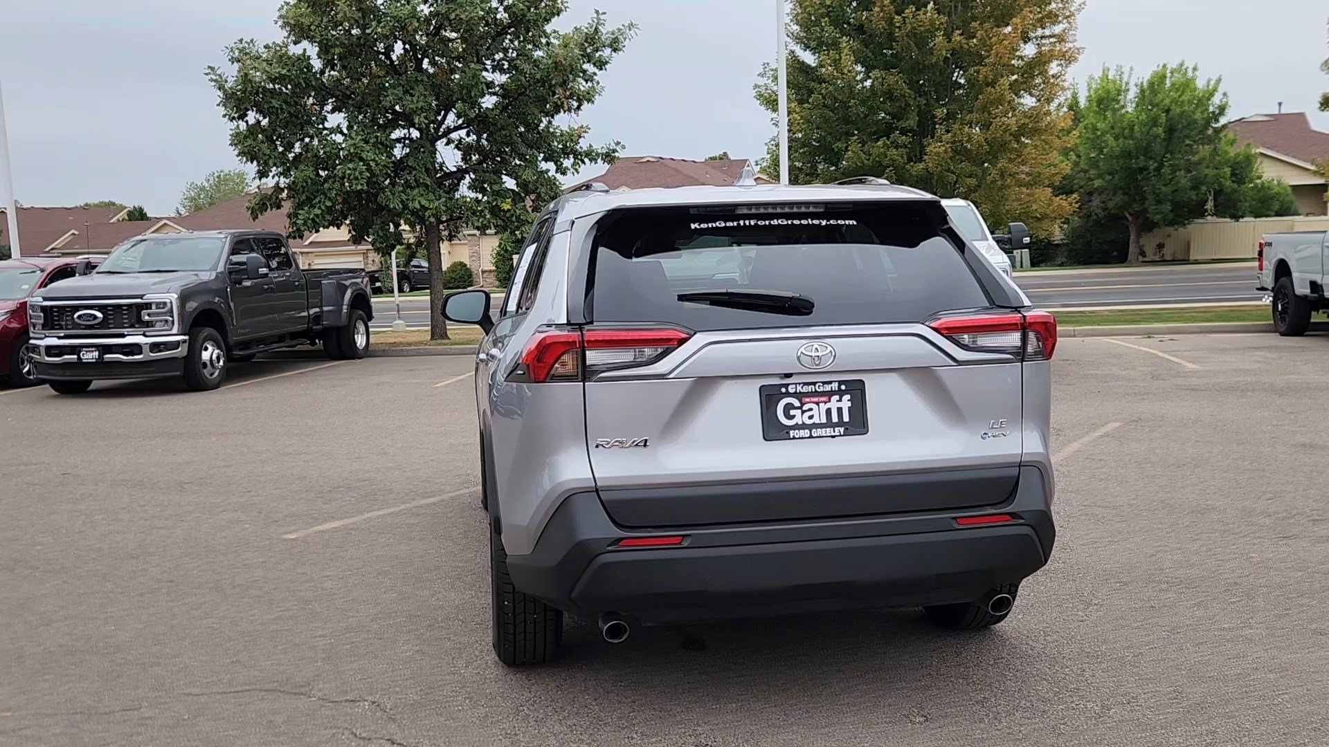 Used 2025 Toyota RAV4 LE AWD/4WD image 18