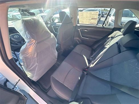 New 2025 Toyota RAV4 XLE w/ Convenience Package image 31
