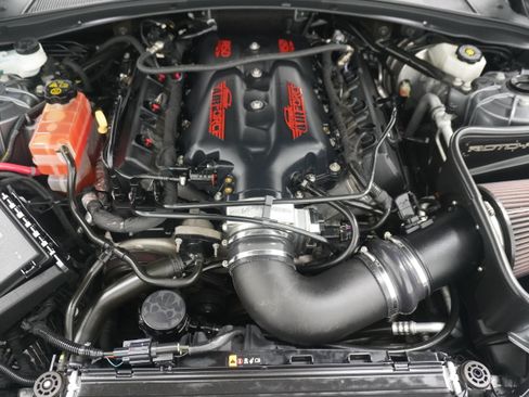 Used 2021 Chevrolet Camaro SS RWD image 38